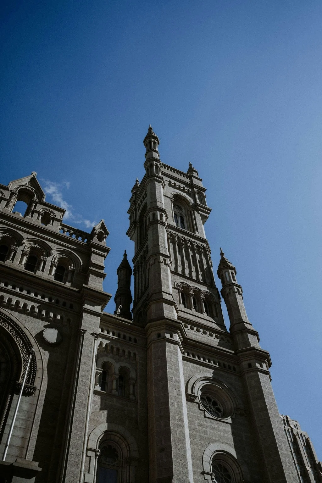 Close-up of the Masonic Temple, Library and Museum tower