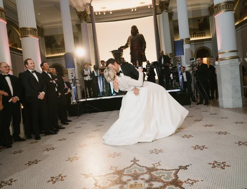 The Perfect NYE Wedding in the City of Brotherly Love